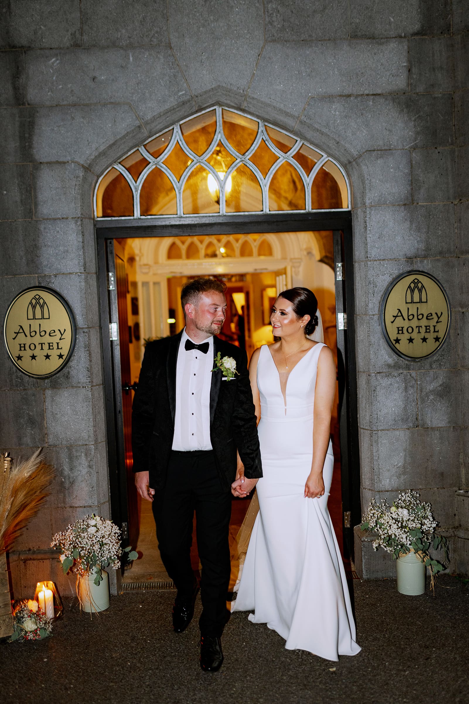 abbey hotel wedding night photo with flash